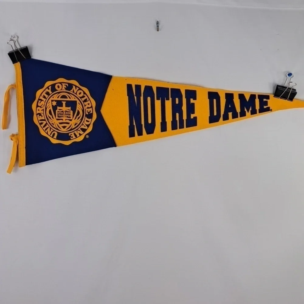 Vintage 1950's University of Notre Dame full size felt collegiate pennant
